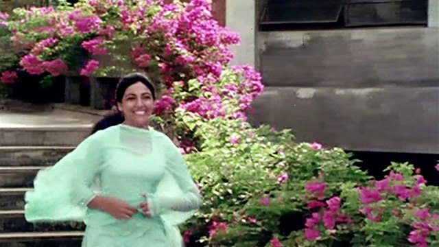 Tum Ko Dekha Toh Ye Khayal - Jagjit Singh Ghazals (HD)- Deepti Naval - Farooq sheikh - Saath Saath