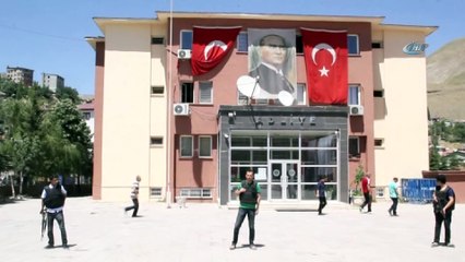 Komiser yardımcısı FETÖ’den gözaltına alındı