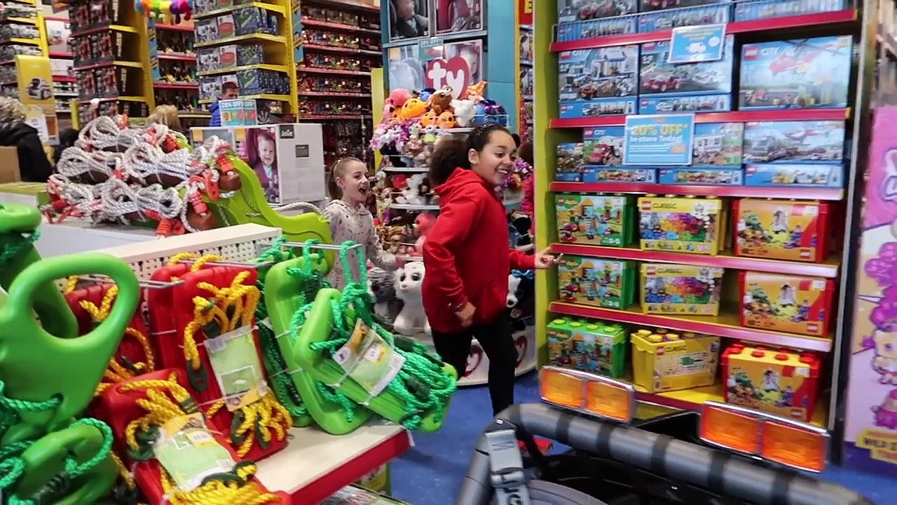 87 LOL Surprise Dolls Confetti Pop Toy Hunt! Power Wheels Ride On Car   Toys AndMe