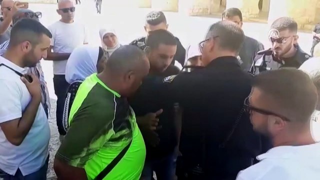 Binden fazla fanatik Yahudi Mescid-i Aksa'ya baskın düzenledi - KUDÜS