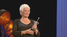 Judi Dench recibe el Premio Donostia en San Sebastián