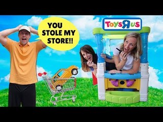 Silly Workers Ruin Pretend Toys R Us !!!