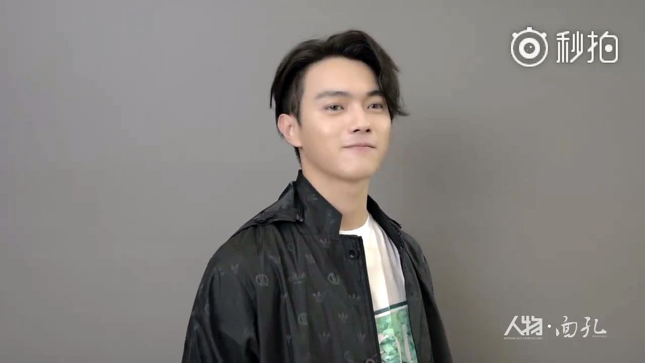 【20180924】人物 - 姿势摆好，准备接收来自许凯向你发射的爱心攻击