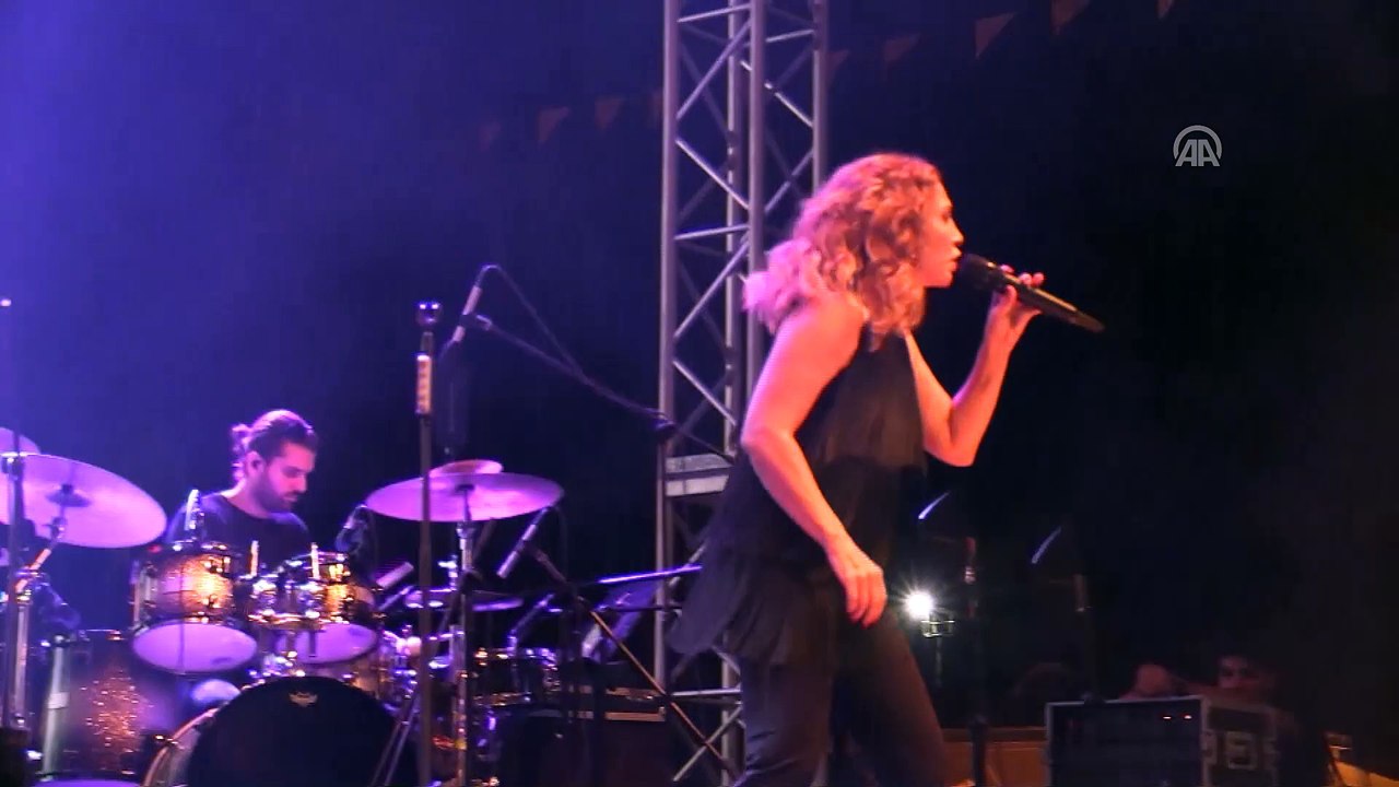 25. Uluslararası Adana Film Festivali - Sertab Erener konseri - ADANA