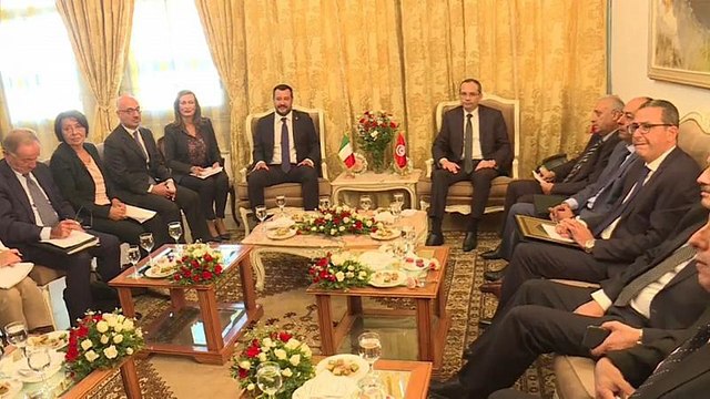 Италия и Тунис спорят о мигрантах