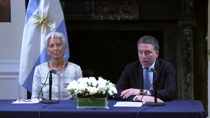 Argentinos reaccionana a nuevo acuerdo con FMI