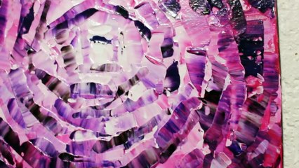 Tableau moderne : Éclat luminescent violacé.