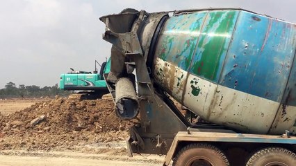 amazing heavy equipment operator in cambodia, construction working in cambodia