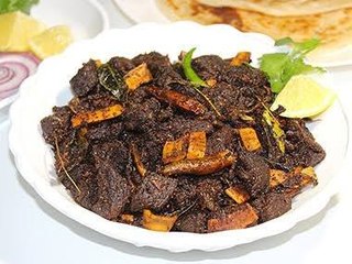 പട്ടിയിറച്ചി നൽകി പറ്റിച്ചു | Oneindia Malayalam