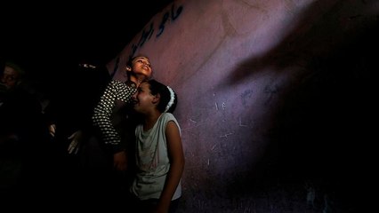 Scontri a Gaza, vittime palestinesi: 2 minori e centinaia di feriti