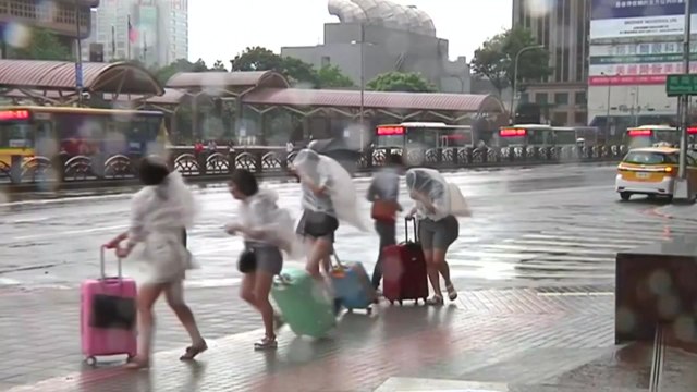 日 태풍 '짜미' 강타...오키나와 20만가구 정전 / YTN