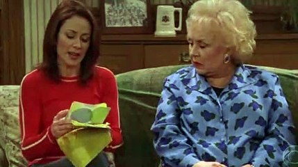 Everybody Loves Raymond - 08x15 - Party Dress