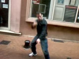 loic tck en pleine ville