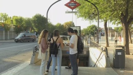 Los alumnos de la Rey Juan Carlos, en huelga por los polémicos másteres (C)