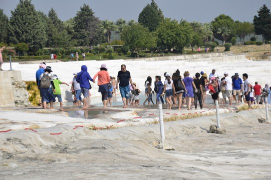 Pamukkale'de Sıcak Hava Balon Taşımacılığı Yapılacak