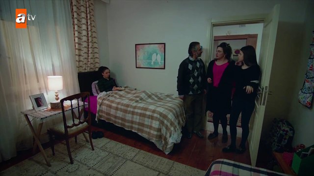 Köşeye sıkışan Songül! - Kırgın Çiçekler 73.Bölüm