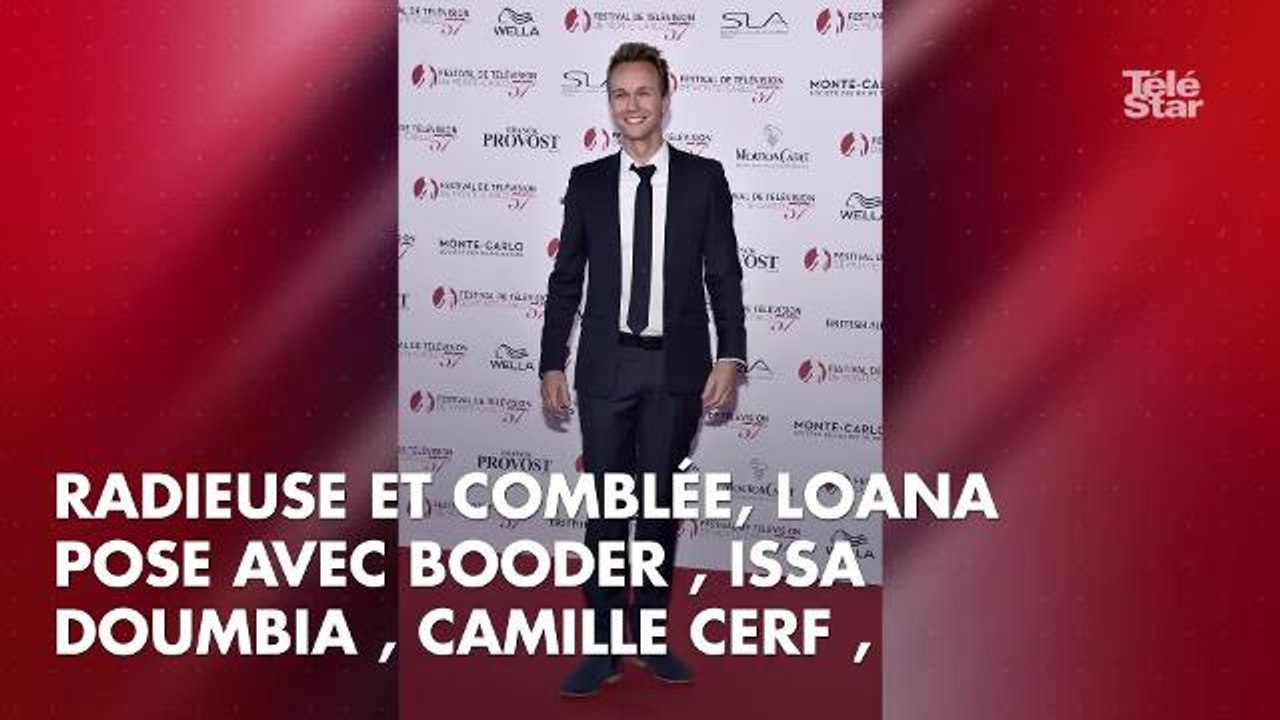 PHOTOS. Loana radieuse pour son tout premier Vendredi tout est permis