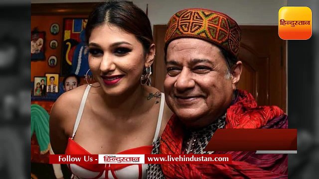 बिग बॉस 12 में अनुप जलोटा अपनी गर्लफ्रेंड जसलीन मथारु के साथ आए हैं