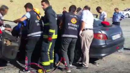 Otomobille tır çarpıştı: 1 yaralı