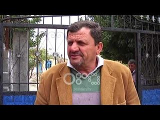 Ora News - Lushnje, 55 vjeçarja pi fostoksinë para se policia t'i shkonte në shtëpi