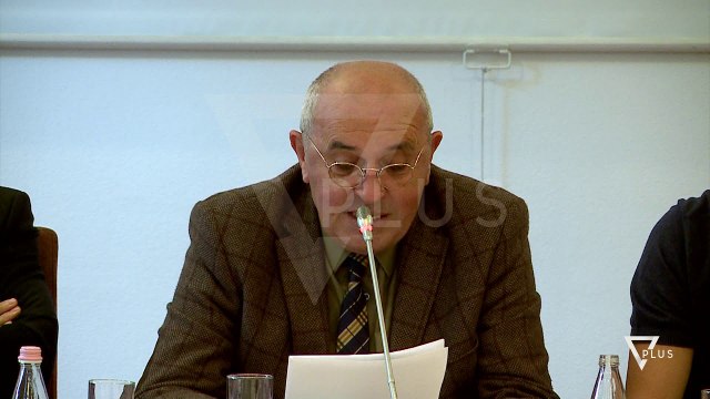 Besnik Mustafaj kritikon kreun e PD-së - News, Lajme - Vizion Plus