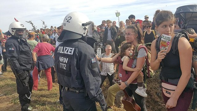 Ativistas anti-carvão em pé de guerra na Alemanha