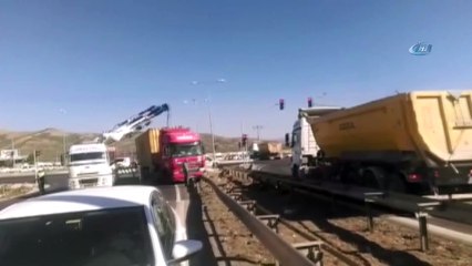 Otoban girişinde kaza: 1 yaralı