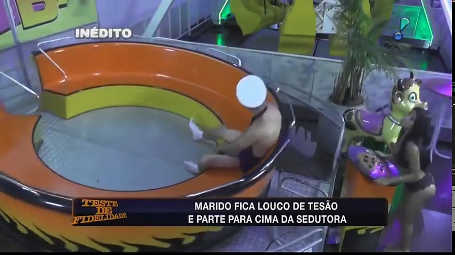 Esposa Fica Furiosa Com Marido Infiel E Ele Apanha Dela No Palco Teste de Fidelidade Brasil