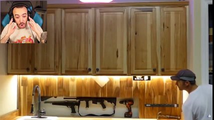 ELLE MONTRE SA CACHETTE SECRÈTE !