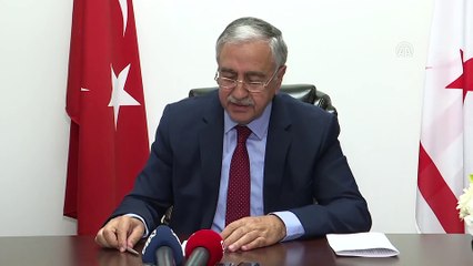 Télécharger la video: KKTC Cumhurbaşkanı Akıncı: ''Kıbrıs Türk tarafı çözümü sağlayacak adımları cesaretle attı ancak bunlar karşılıksız kaldı'' - NEW YORK