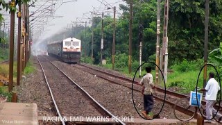 RAGING EMD WARNS CARELESS PEOPLE | WDP-4D RAW POWER WITH SARAIGHAT EXPRESS