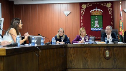 Piscina Cee- Debate Agueda Díaz & Ramón Vigo