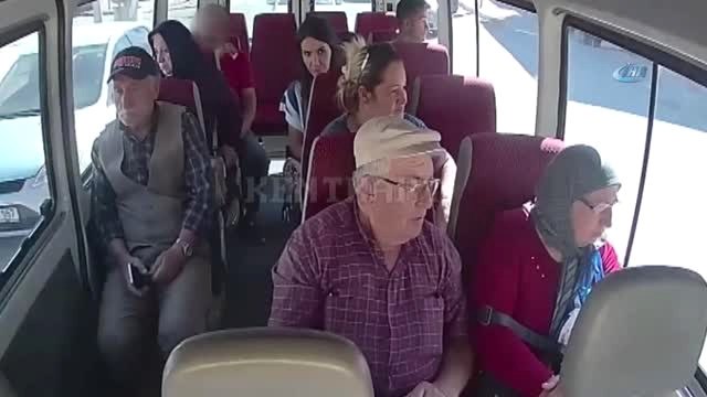 Dolmuşta Kaybolan Cüzdan Araç İçi Kamera Sayesinde Bulundu
