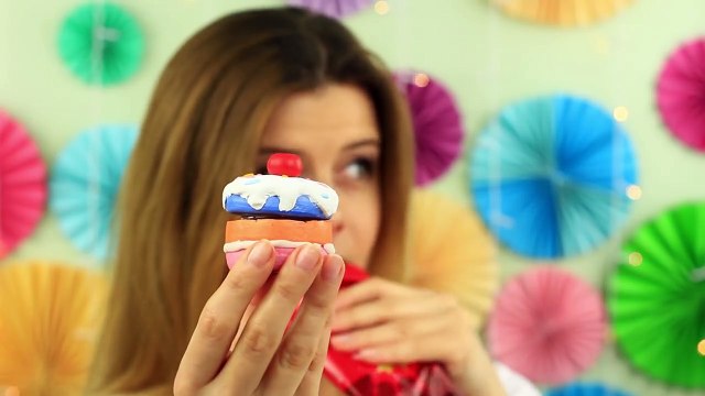 IDÉES DE GOMMAGES POUR LES LÈVRES COMESTIBLES ! DU MAQUILLAGE COMESTIBLE DIY !