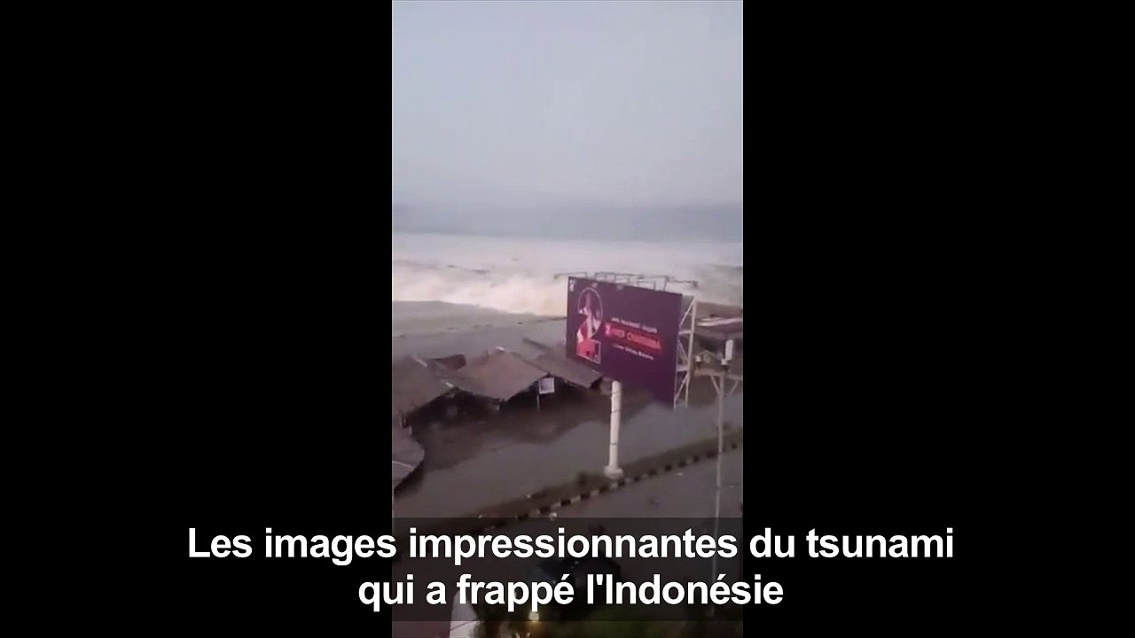 Indonésie: un tsunami déferle sur l'ïle des Célèbes