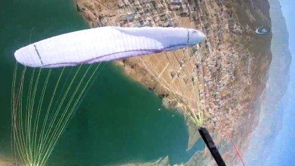 Tunceli’de paraşütçülerin deneme uçuşları nefes kesti