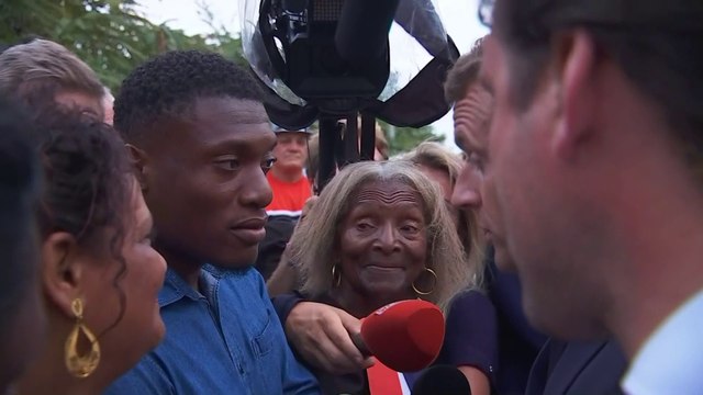 Chômage: Quand il y a des offres d'emploi qui existent, même si ce n'est pas ce qu'on veut, il faut se mettre le pied à l'étrier déclare Emmanuel Macron