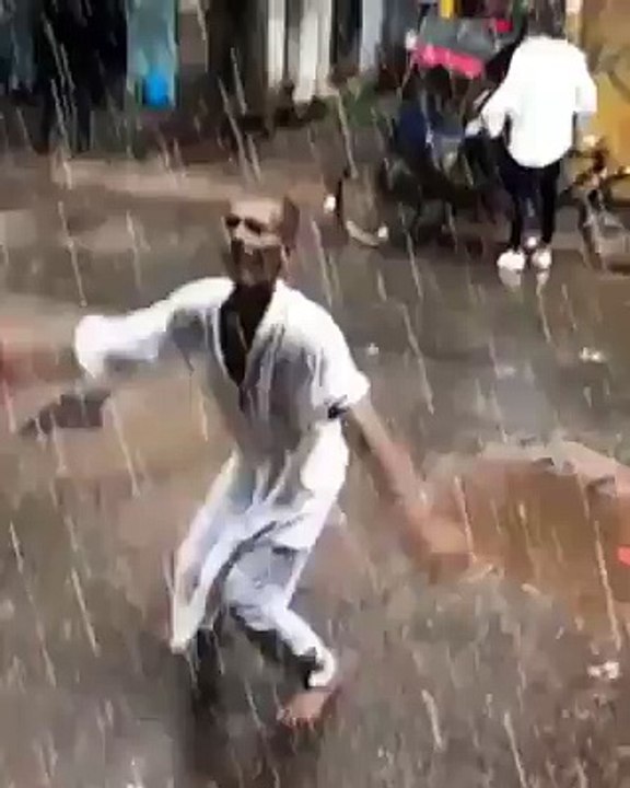 Old man Funny Dance Move