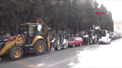 Aydın Kuşadası'nda Turistler Plaja Koştu