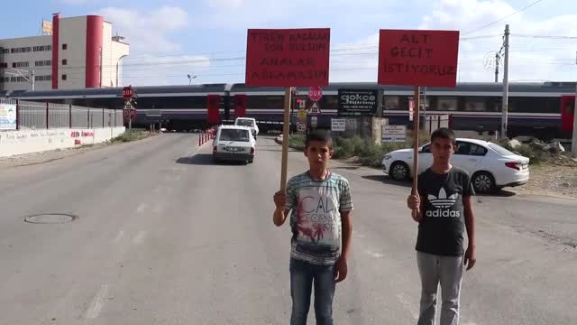 Kazaların Yaşandığı Hemzemin Geçide Alt Geçit İstediler