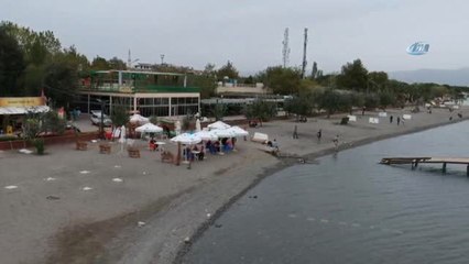 Kuzey Ege'de Yağış Başladı... Boşaltılan Sahiller Havadan Görüntülendi