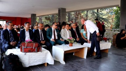 Kuşburnu festivalinde kuşburnulu gelinlik ilgi gördü