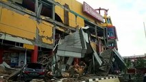 إندونيسيا : حوالي 400 قتيل في زلزال تبعه تسونامي في جزيرة سولاويسي