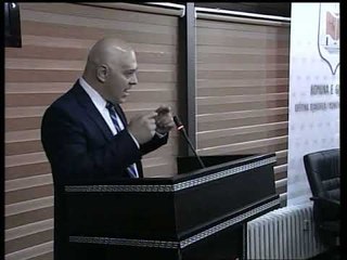 Ardian Gjini kërkon që eshtnorja të emërtohet Fadil Hoxha