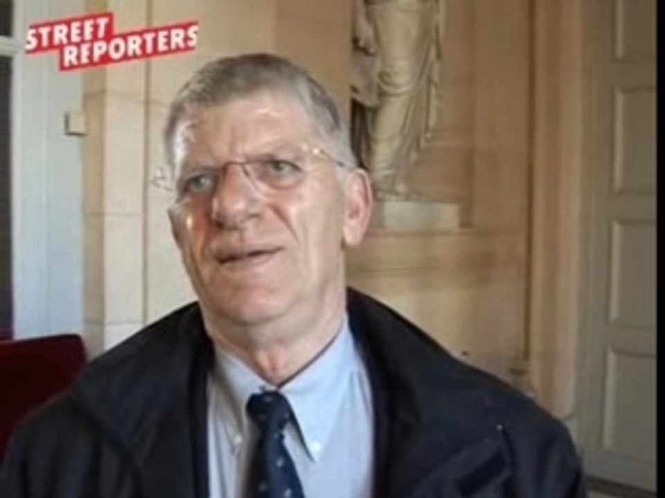 Chicha maxime gremetz et sa pipe