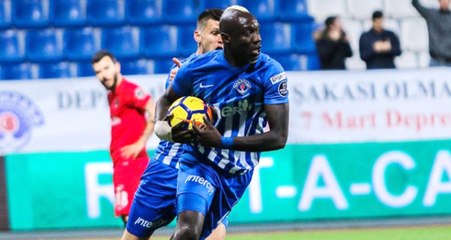 Kasımpaşa'nın Tecrübeli Oyuncusu Mbaye Diagne, Bu Sezon İlk Kez Ağları Havalandıramadı