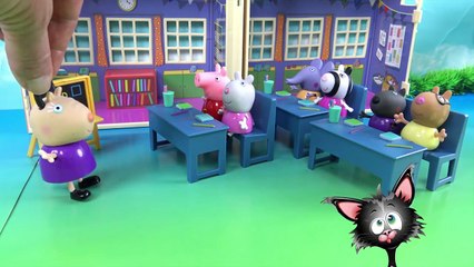 Свинка Пеппа и рыбка Голди на конкурсе домашних питомцев. Мультики из игрушек