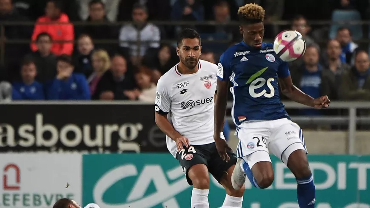 LIGUE 1 _ Le Racing Club De Strasbourg Bat Dijon 3 À 0 - HIRES