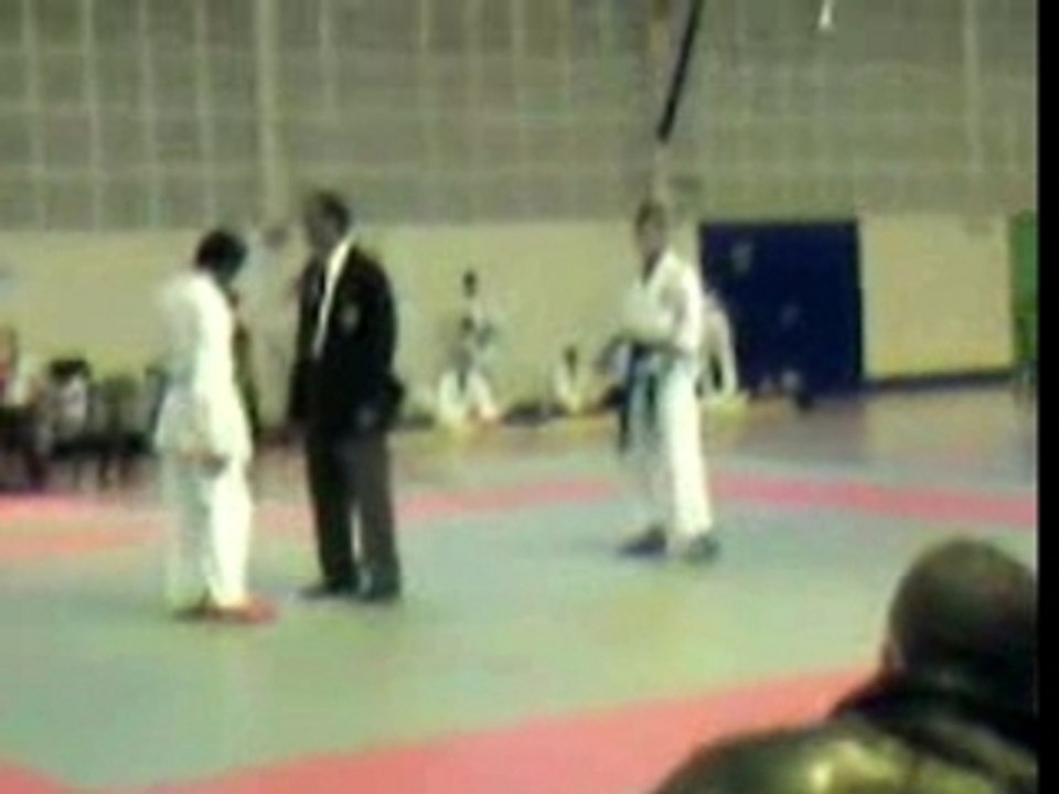 suite du comba de brahim chanpion du 93-karaté