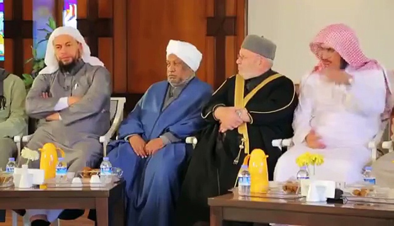 سلمان العودة | عنصريون للنخاع.
